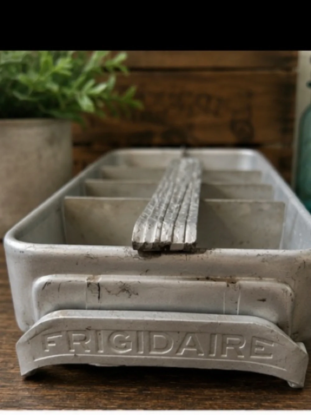Vintage Frigidaire Aluminum Ice Cube Tray Lever Handle Retro Kitchen MCM